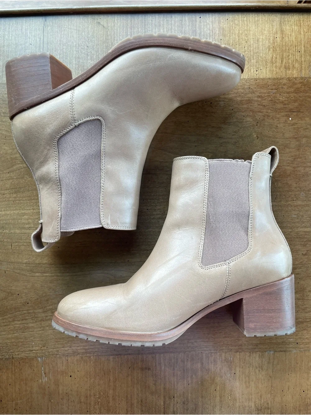 Nisolo Tan Leather Chelsea Ankle Block Heel Booties 9.5